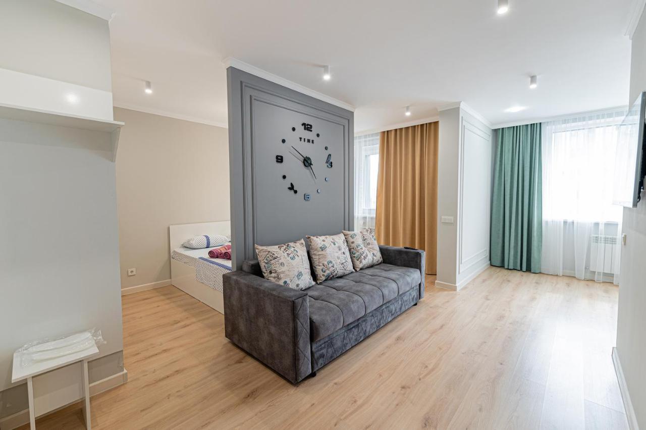 Золотой Квадрат Астаны Apartment Astana Bagian luar foto